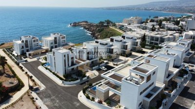 Detached Villa For Sale  in  Kissonerga