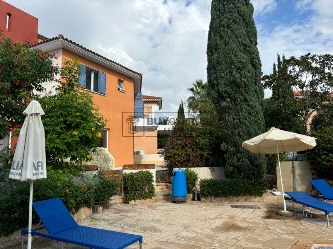 Image No.25-3 Bed Townhouse for sale