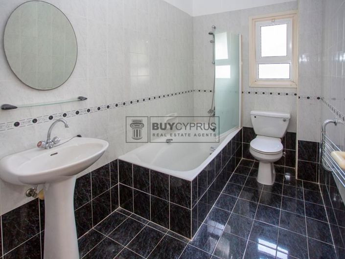 Image No.9-Appartement de 3 chambres à vendre à Peyia