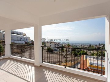 Apartment For Sale  in  Peyia