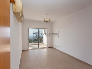 Apartment For Sale  in  Peyia