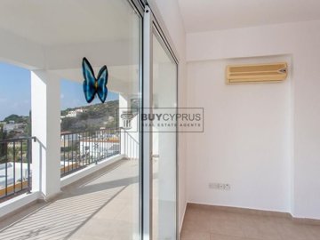 Apartment For Sale  in  Peyia