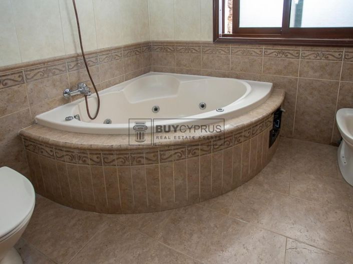 Image No.20-4 Bed Villa for sale