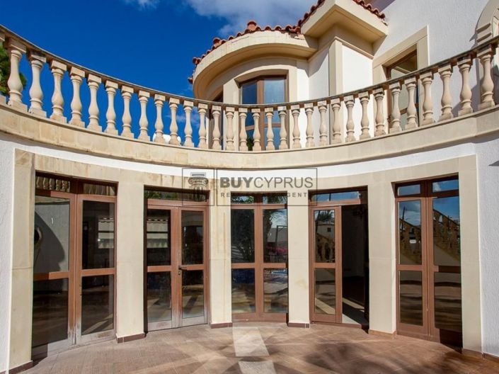 Image No.28-4 Bed Villa for sale