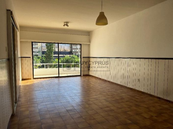 Image No.18-9 Bed Apartment for sale