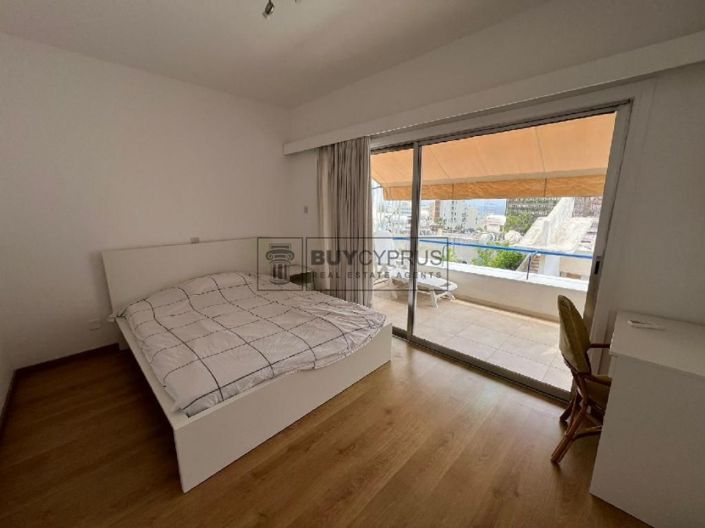 Image No.24-9 Bed Apartment for sale