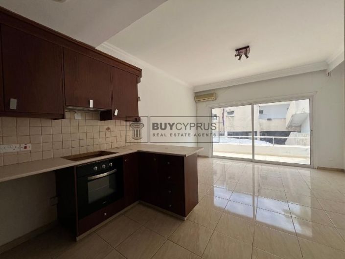 Image No.4-9 Bed Apartment for sale