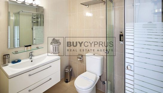 Image No.15-2 Bed Townhouse for sale