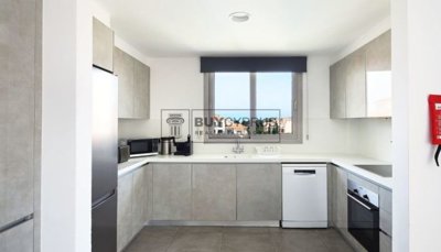 Apartment For Sale  in  Universal