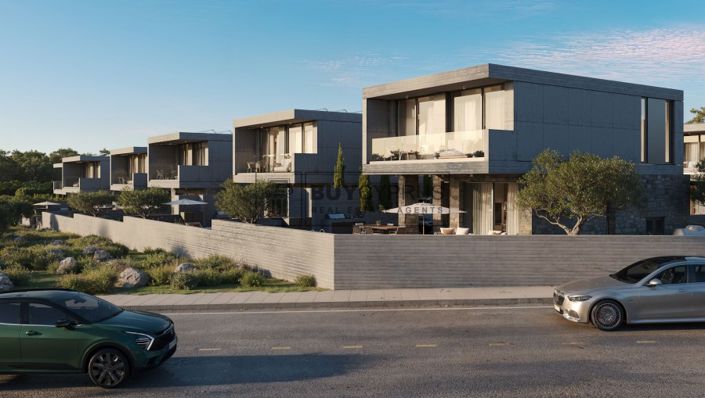 Image No.9-3 Bed Villa for sale