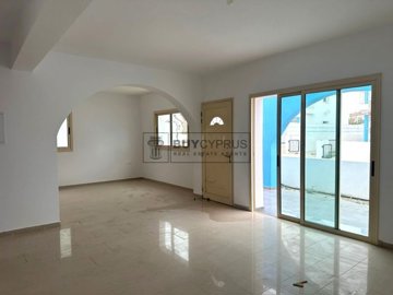 Detached Villa For Sale  in  Emba