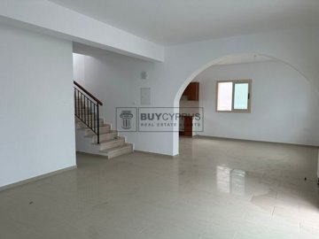Detached Villa For Sale  in  Emba