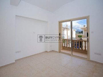 Detached Villa For Sale  in  Mandria