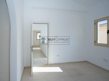 Detached Villa For Sale  in  Mandria