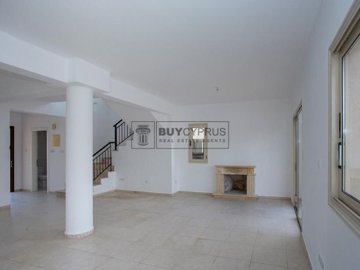 Detached Villa For Sale  in  Mandria