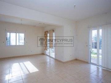 Detached Villa For Sale  in  Tala