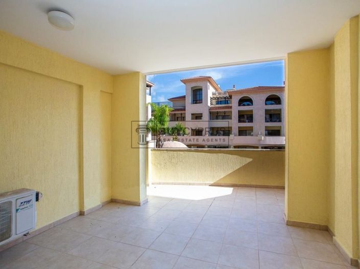 Image No.13-2 Bed Townhouse for sale