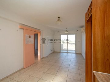 Apartment For Sale  in  Polis