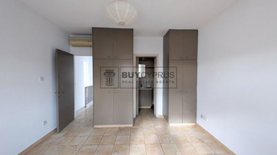 Semi Detached Villa For Sale  in  Universal