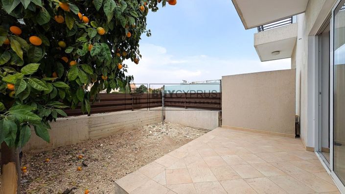 Image No.3-2 Bed Property for sale
