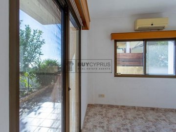 Detached Villa For Sale  in  Peyia