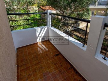 Apartment For Sale  in  Peyia