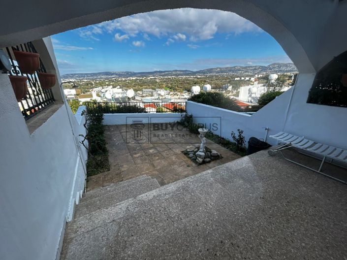 Image No.22-2 Bed Townhouse for sale