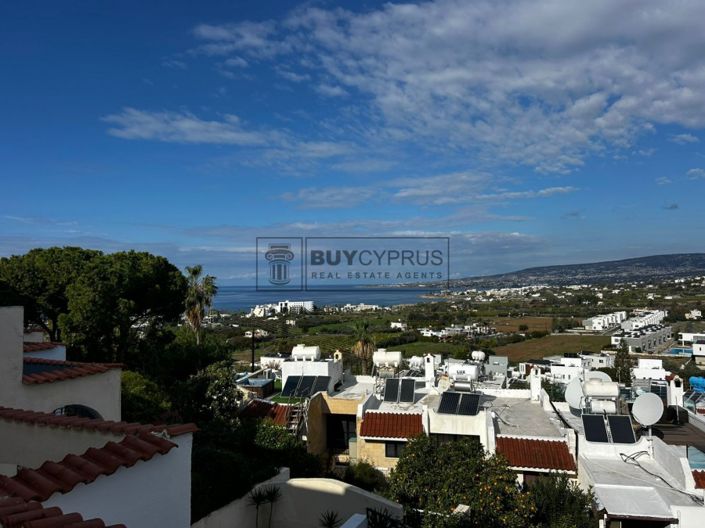 Image No.25-2 Bed Townhouse for sale