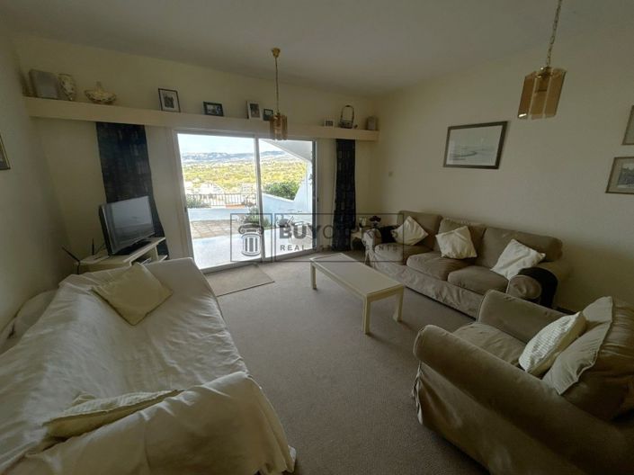 Image No.4-2 Bed Townhouse for sale