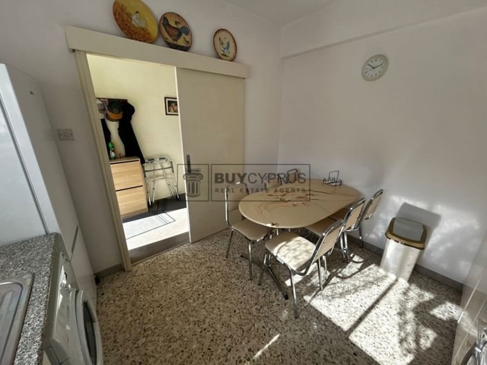 Image No.9-2 Bed Townhouse for sale