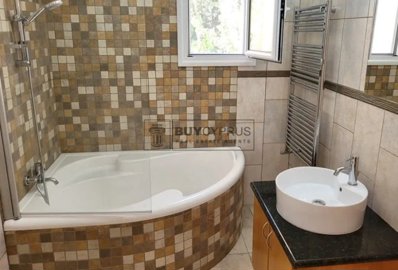 Detached Villa For Sale  in  Droushia