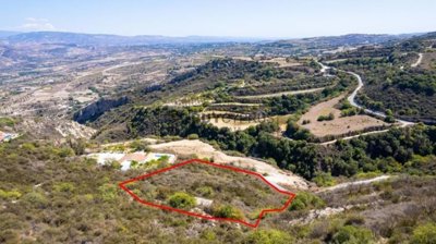 Residential Land  For Sale  in  Theletra