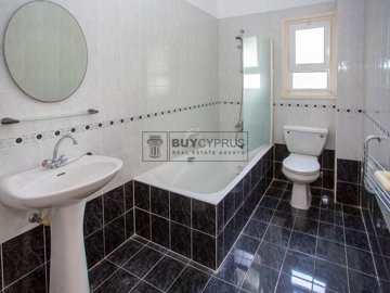 apartment For Sale  in  Peyia