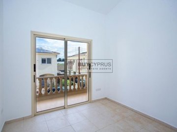 Detached Villa For Sale  in  Mandria