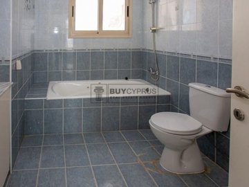 Detached Villa For Sale  in  Mandria