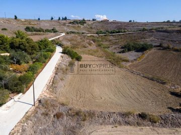 Residential Land  For Sale  in  Pano Arodes