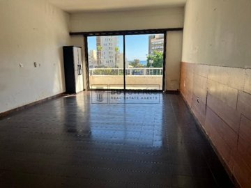 Apartment For Sale  in  Ayios Tychonas