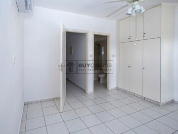 Town House For Sale  in  Polis