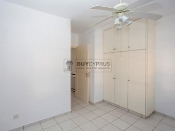 Town House For Sale  in  Polis
