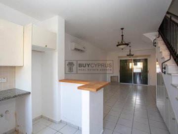 Town House For Sale  in  Polis