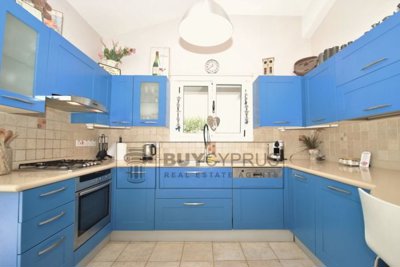 Detached Villa For Sale  in  Lasa