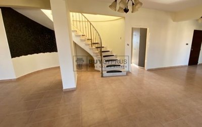 Apartment For Sale  in  Kato Paphos