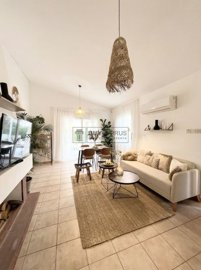 Detached Villa For Sale  in  Coral Bay