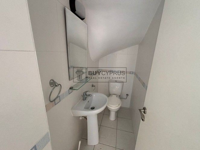 Image No.20-3 Bed Townhouse for sale