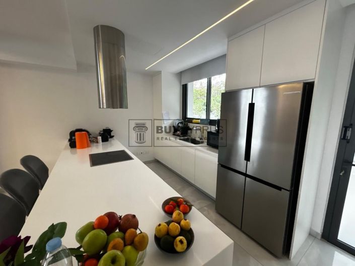 Image No.25-4 Bed Villa for sale