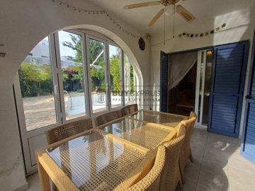 Detached Villa For Sale  in  Konia