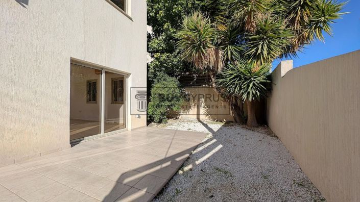 Image No.19-3 Bed Villa for sale