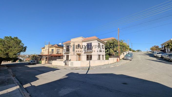 Image No.20-3 Bed Villa for sale