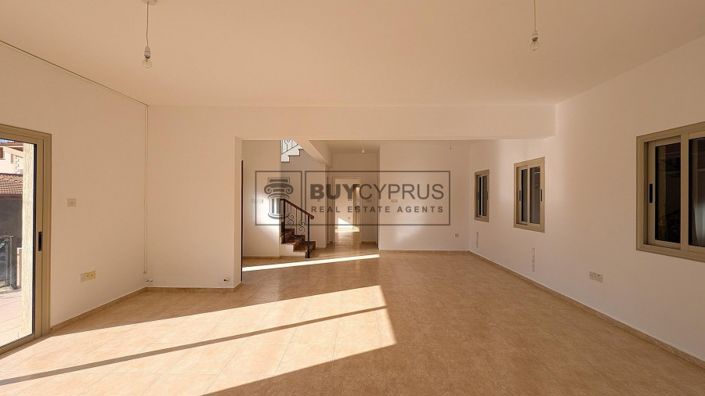 Image No.5-3 Bed Villa for sale