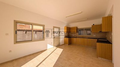 Detached Villa For Sale  in  Kolossi